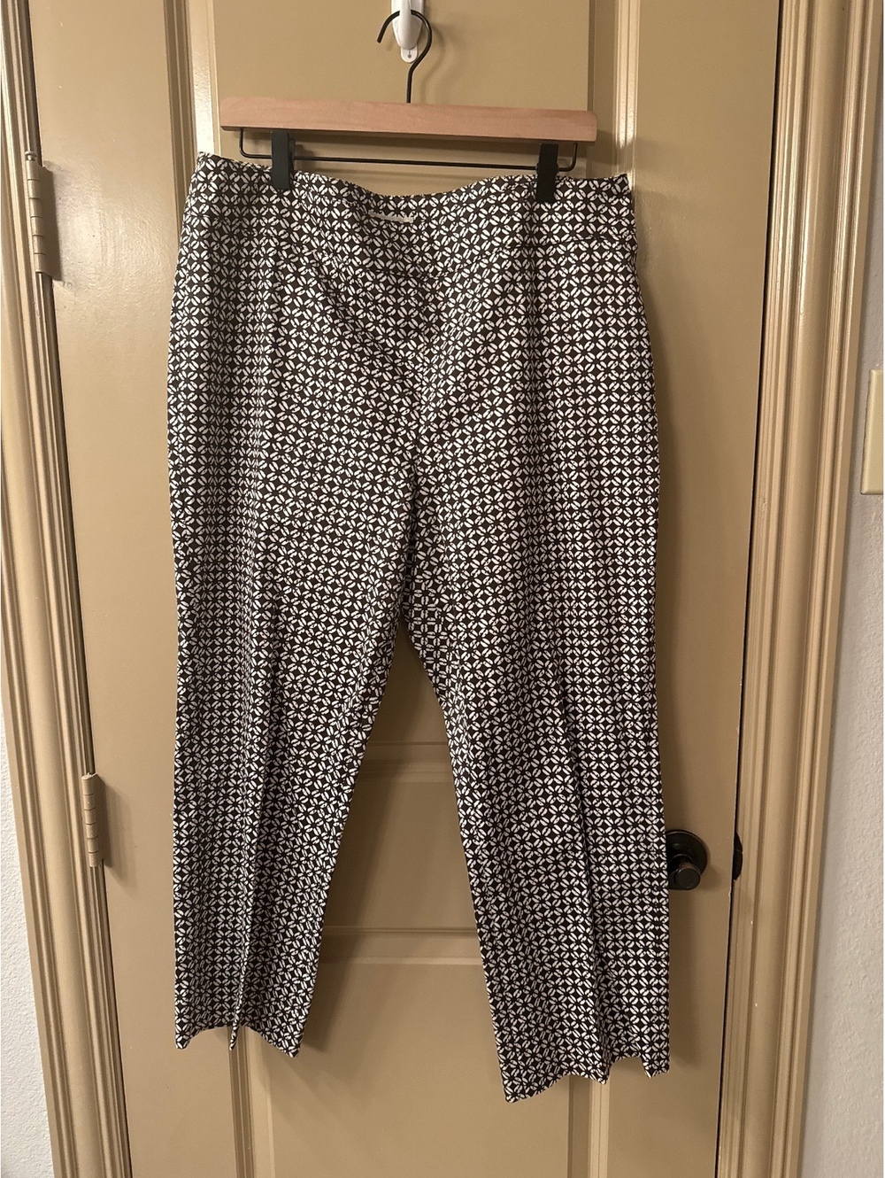Harold's Women's Size 14 Brown and White Geometric Pattern Dress Pants